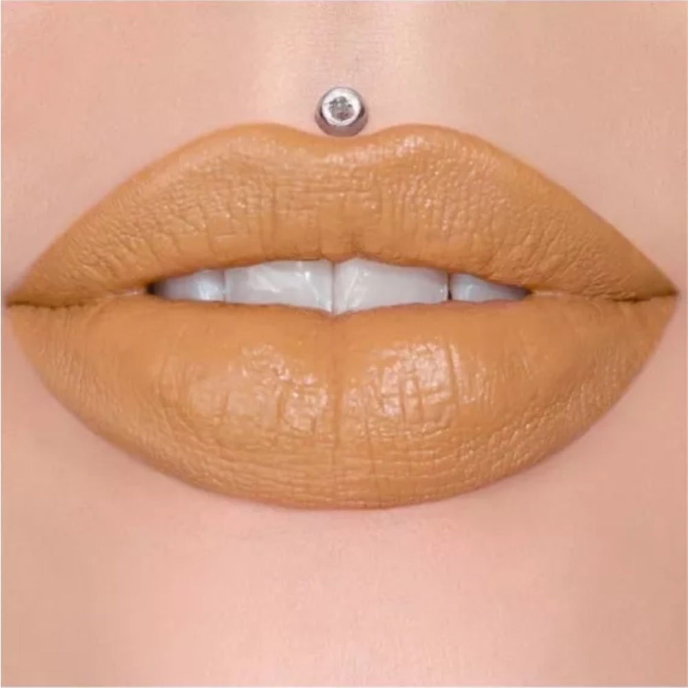 Jeffree Star Velvet Trap Lipstick